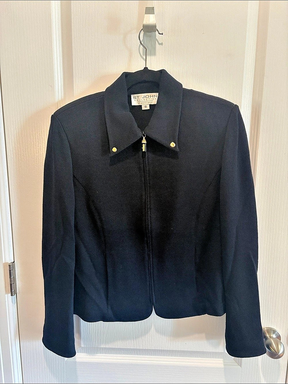 St. John Collection Santana Knit Zip Jacket with Back Chain Detail Santana Knit